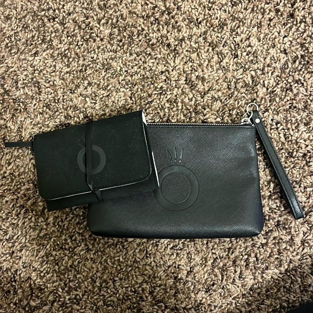 Pandora Wristlet Pouch & Jewelry Organizer
